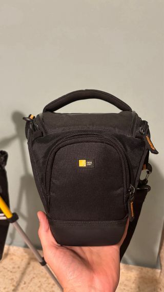 Cámara Nikon D3100  complementos