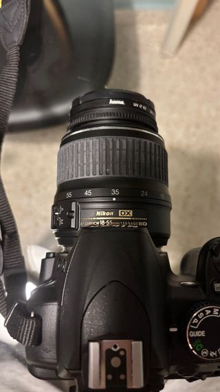 Cámara Nikon D3100  complementos