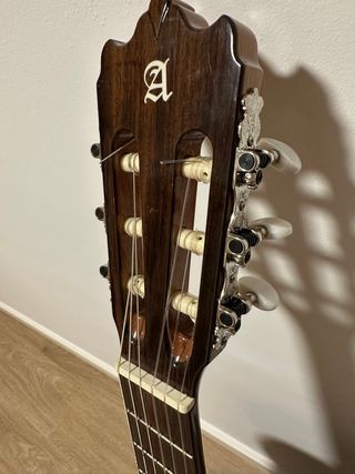 Guitarra alhambra 3C