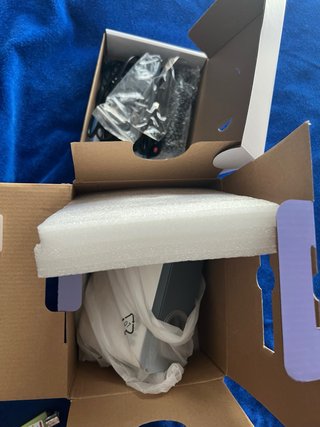 Mini Proyector Portatil con Tripode