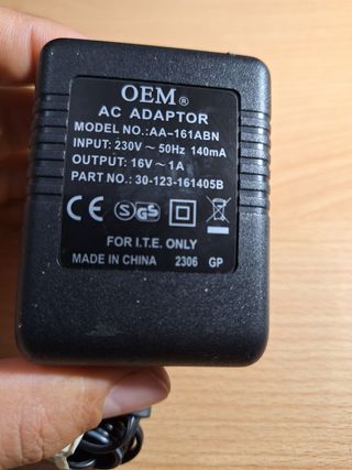 Adaptador 16V