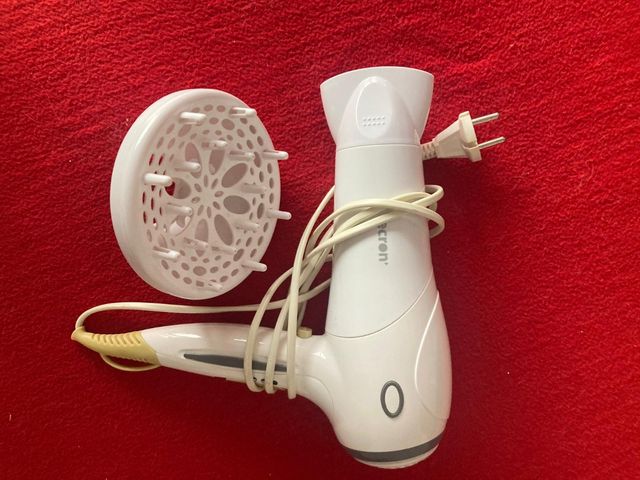 Secador de pelo ecron