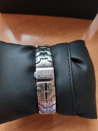 Reloj de acero de señora marca Jaguar