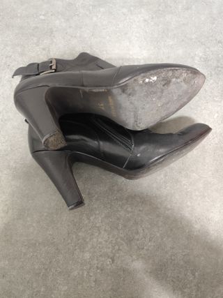 Botines de piel. N°37