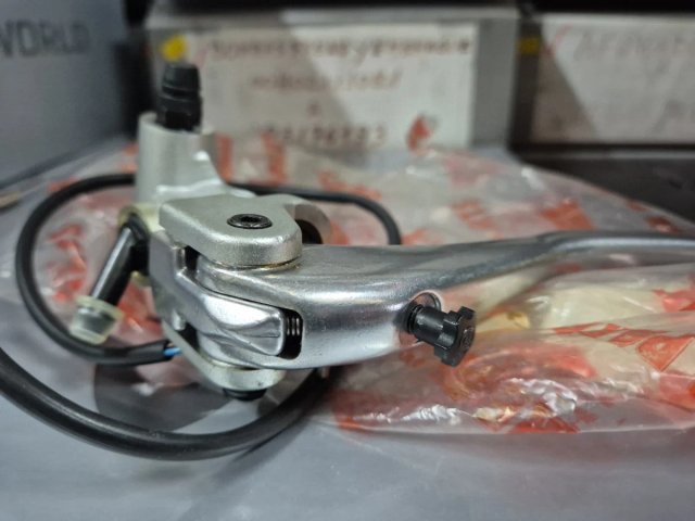 BOMBA DE EMBRAGUE APRILIA RSV1000R (04/08)