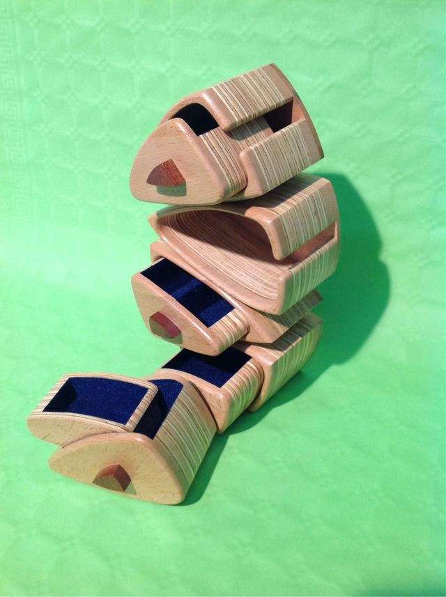 Joyero de madera artesanal