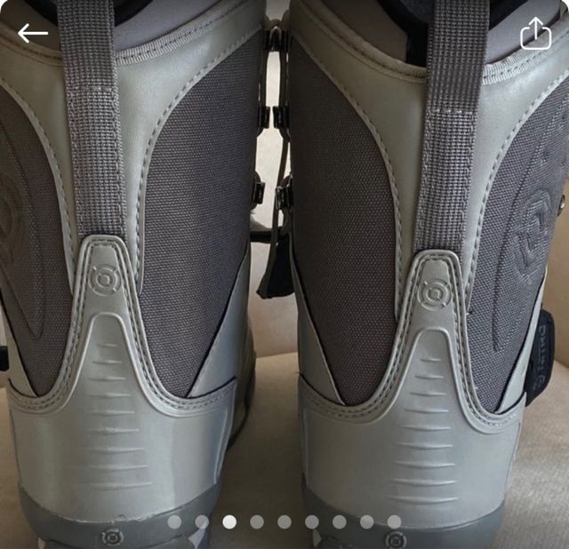 Bota Nitro de snowboard mujer.