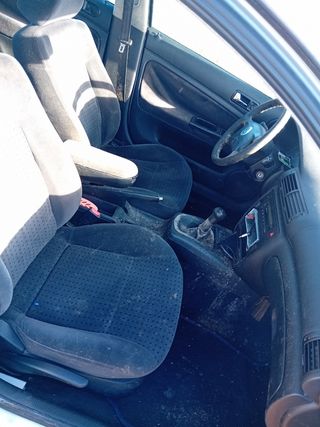 Volkswagen Passat 1999