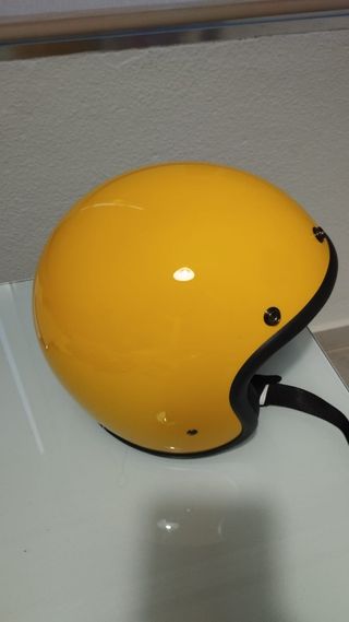Casco DMD retro amarillo