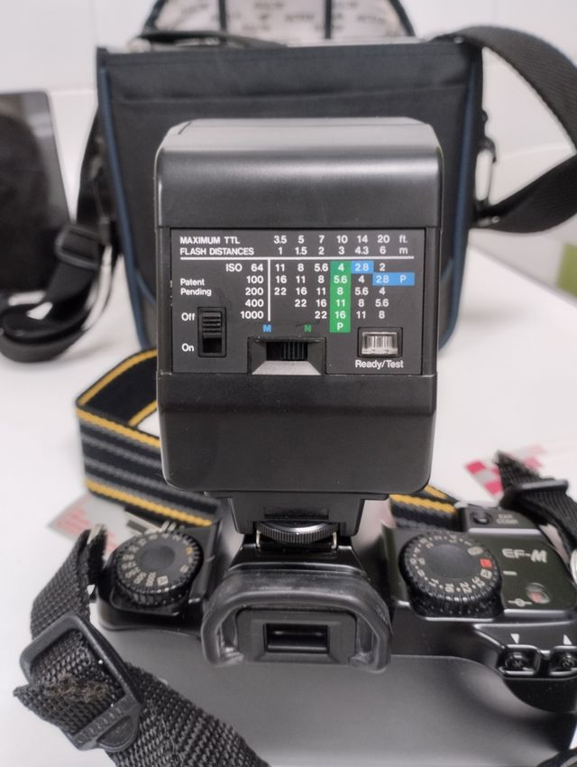 Cámara de fotos canon.