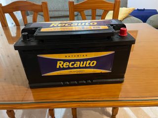 Batería coche, como nuevo