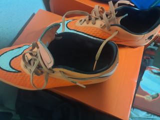Botas Fútbol NIKE hypervenom