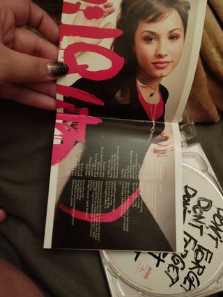 Demi lovato don't forget debut album