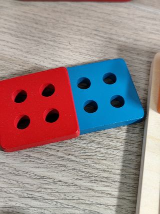 Juguete educativo Montessori de madera