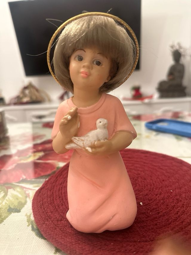 Virguen niña con pelo vintage escayola