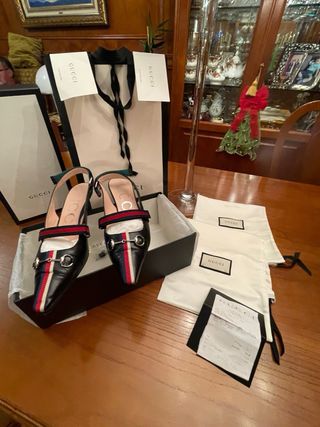 Zapatos Firma “Gucci”