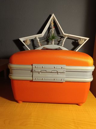 Maletín neceser naranja