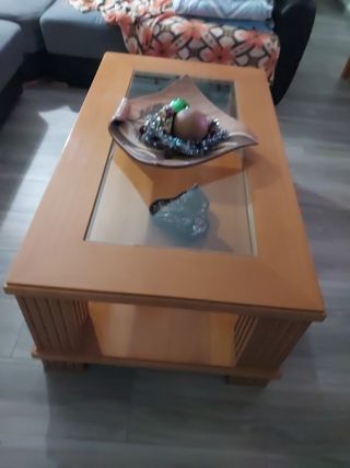 Mesa baja de salon maciza