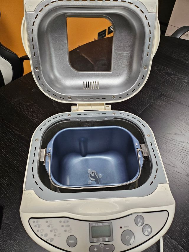 MACCHINA PER IL PANE