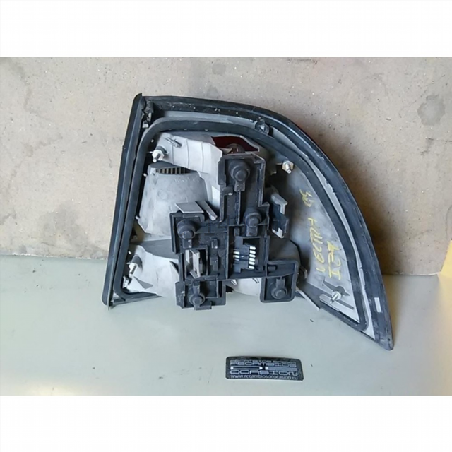 Piloto trasero izquierdo Opel Vectra B (19 c_14930