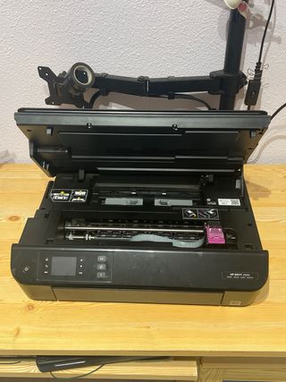 Stampante multifunzione HP Envy 4500 con Wi-Fi