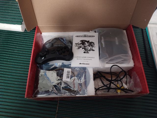 Mega Drive mini con 80 juegos