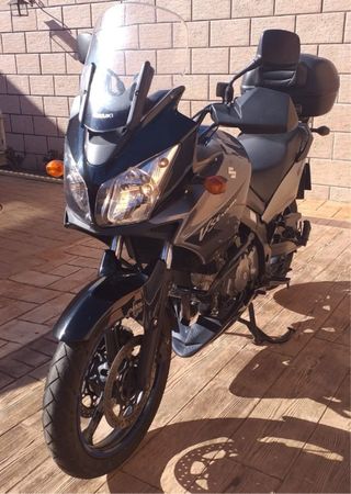 SUZUKI VSTROM 650 cc