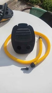 GONFIATORE PER PNEUMATICI E PARAFANGHI, TAPPETINI..