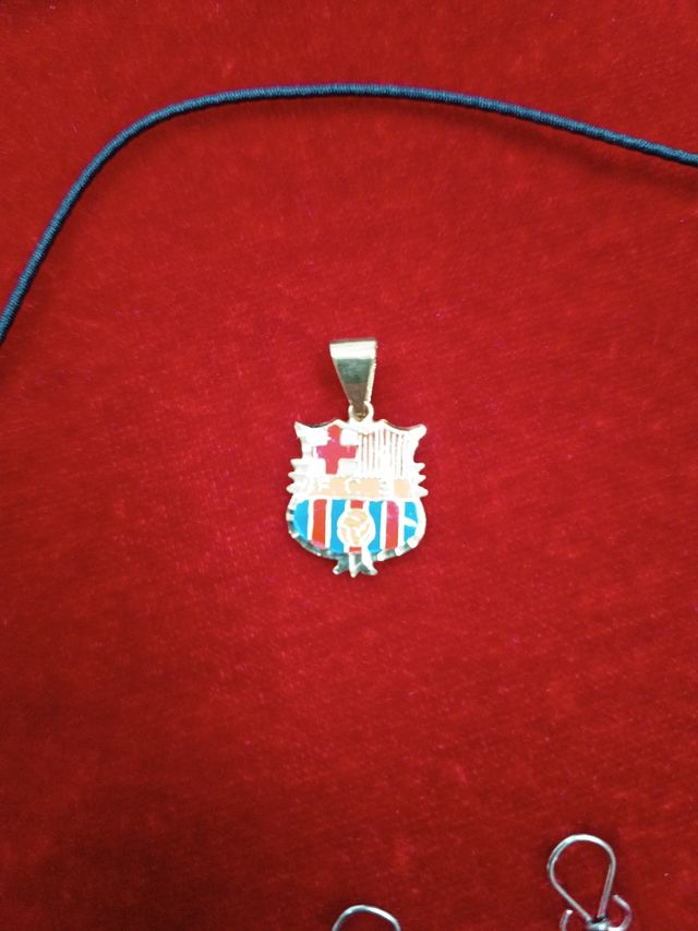 Colgante de oro del Barça