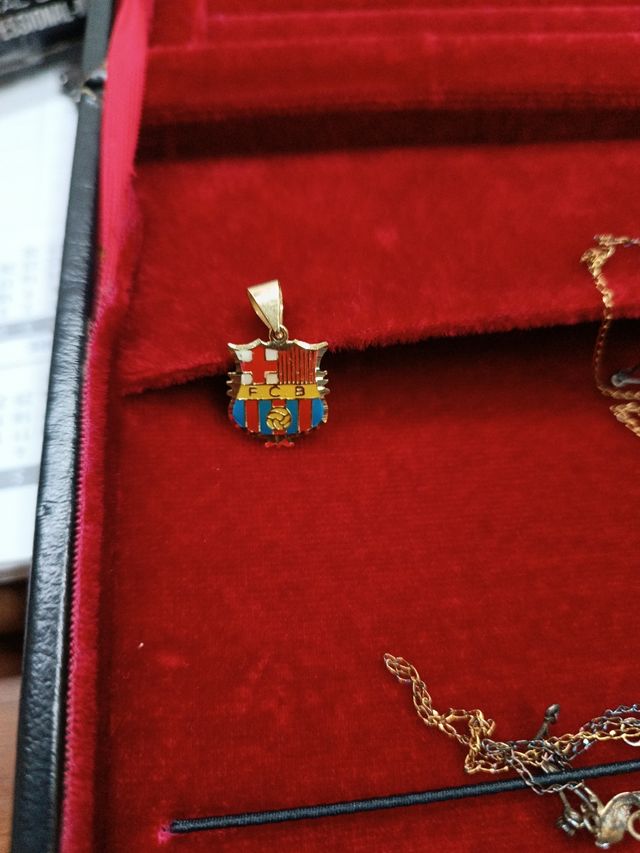 Colgante de oro del Barça