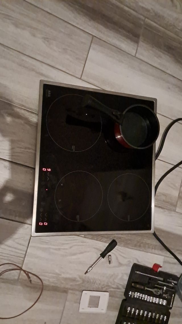 Vitrocerámica AEG Seminueva