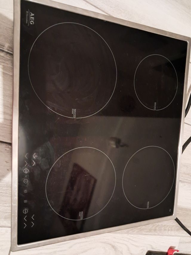 Vitrocerámica AEG Seminueva