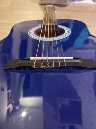 Guitarra profesional infantil.