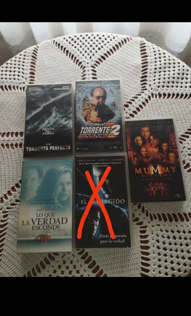 4 películas VHS ,se venden también por separado