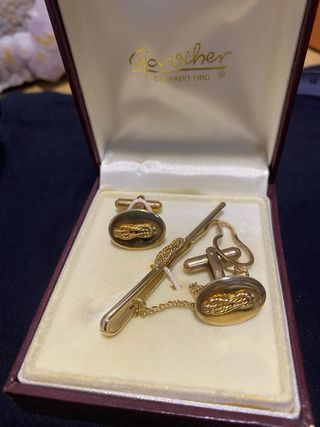 Juego gemelos y pasador de corbata 