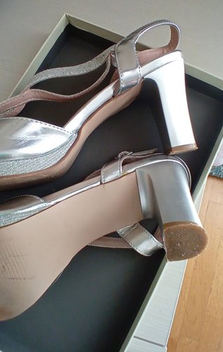 Sandali eleganti