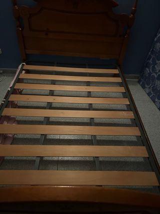 Letto provenzale in legno massello