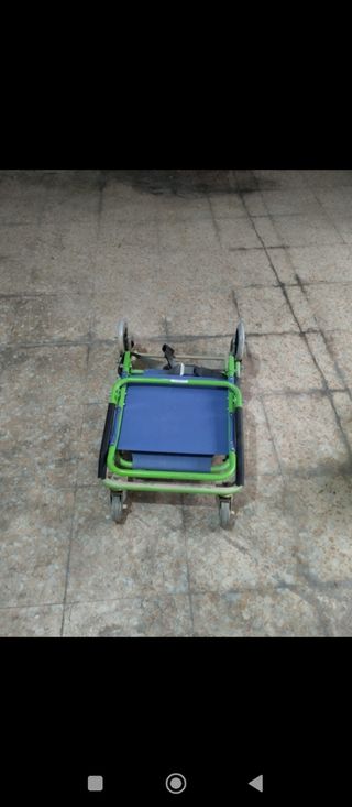Silla de ruedas para subir escaleras