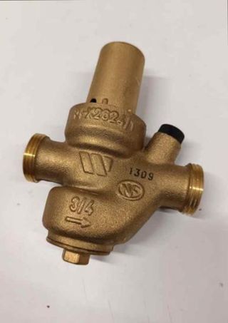 Válvula reguladora de presión de agua