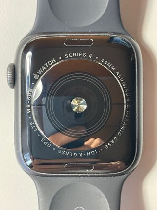 Apple Watch Series 4. 44mm. GPS y celular