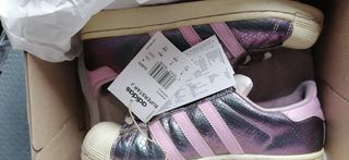 Adidas Superstar