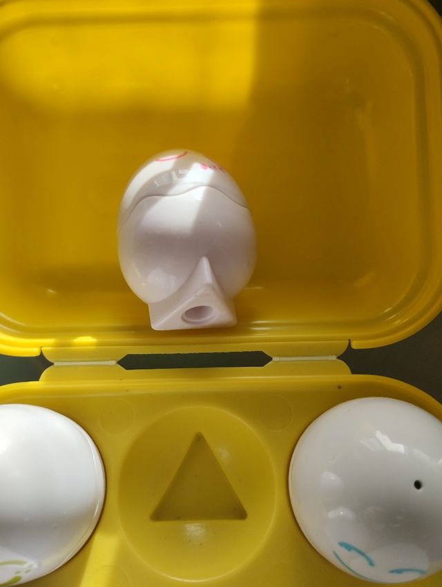 Juego educativo bebés tomy huevos