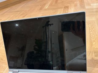 Ordenador/tablet convertible LENOVO tactil