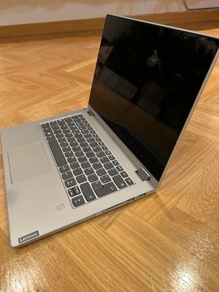 Ordenador/tablet convertible LENOVO tactil