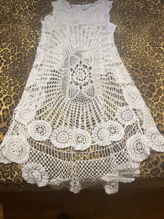 Vestido asimétrico crochet