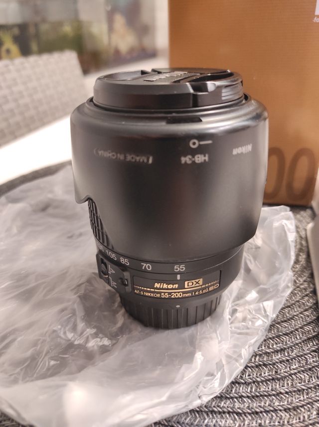 Objetivo nikon 55-200