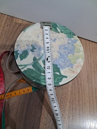 Set de 3 cajas metálicas con tapa vintag