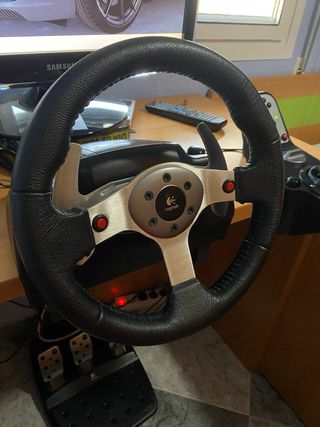 Vendo volante logitech g25
