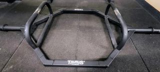 Trap Bar Taurus