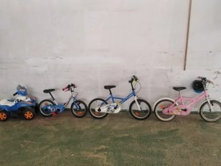 Bicicletas para niños y Moto a batería